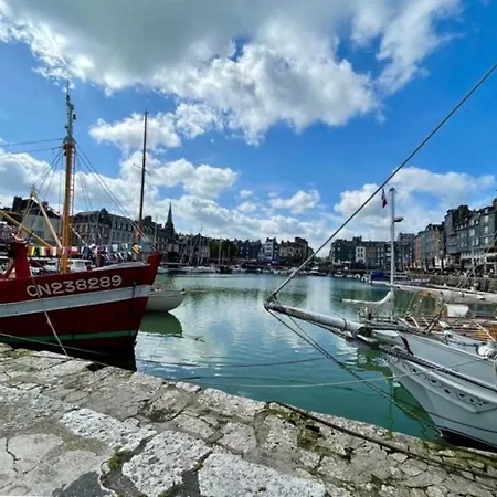 Privat bolig Chez Rejine Artiste Peintre Et Photographe *